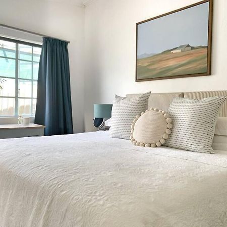The Town House - Lower Knysna Central מראה חיצוני תמונה