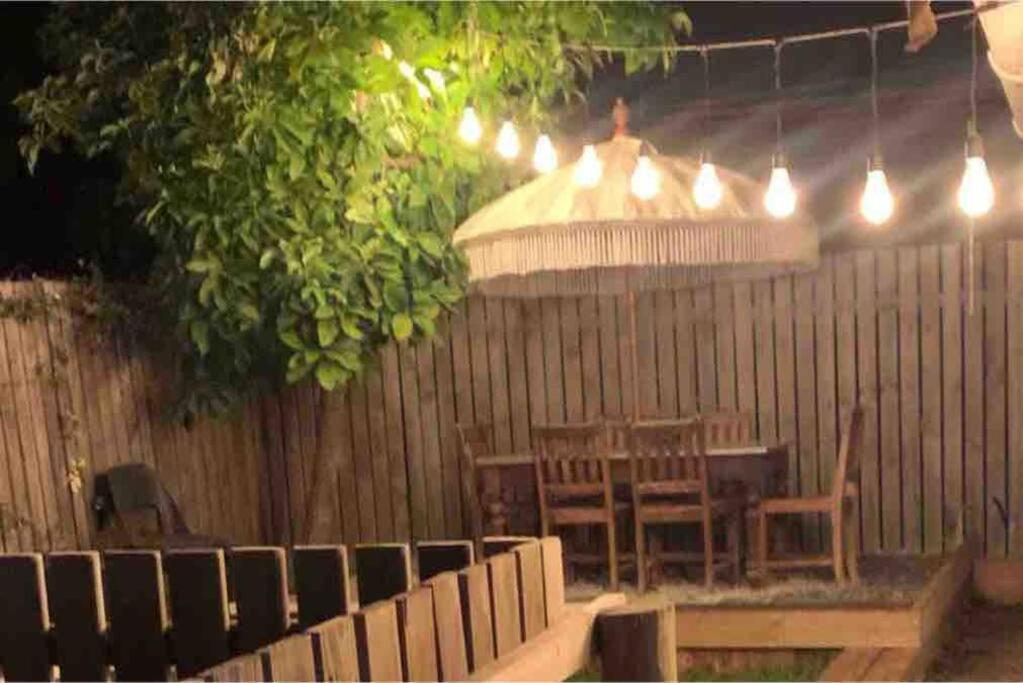 The Town House - Lower Knysna Central מראה חיצוני תמונה