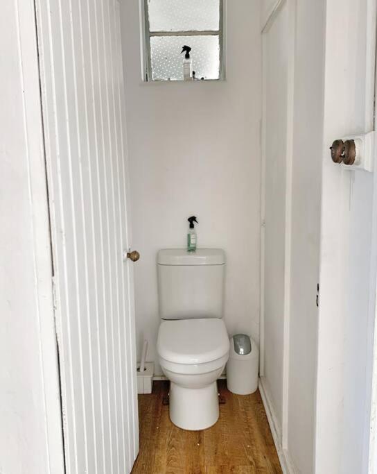 The Town House - Lower Knysna Central מראה חיצוני תמונה