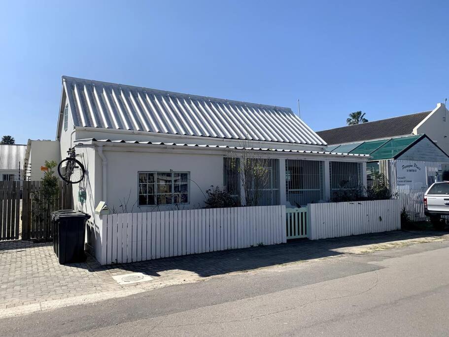 The Town House - Lower Knysna Central מראה חיצוני תמונה